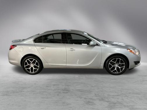 2017 Buick Regal Turbo Sport Touring