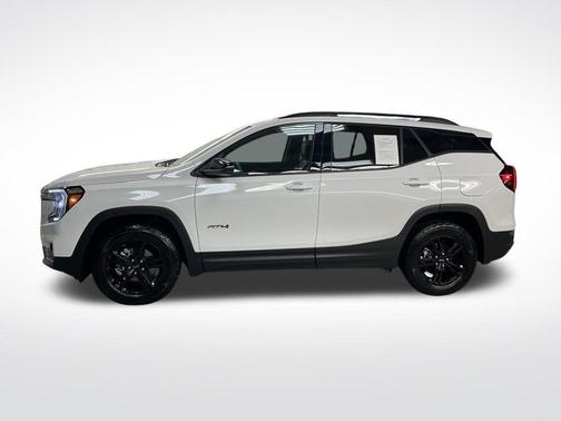 2024 GMC Terrain AWD AT4