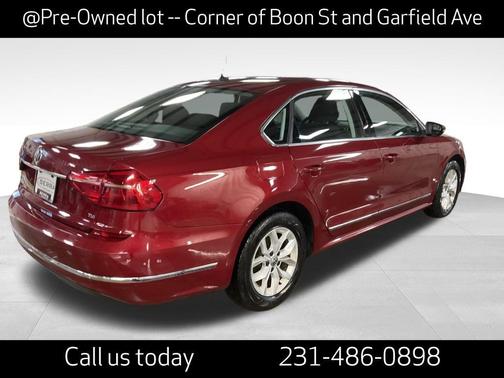 2016 Volkswagen Passat 1.8T S