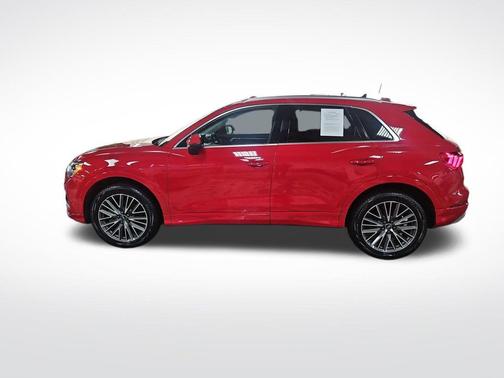 2022 Audi Q3 40 Premium