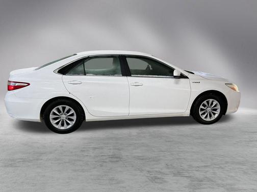 2016 Toyota Camry Hybrid LE