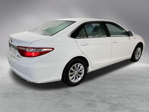 2016 Toyota Camry Hybrid LE