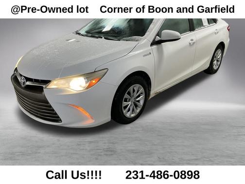 2016 Toyota Camry Hybrid LE