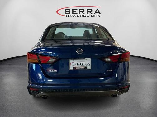 2020 Nissan Altima SR Intelligent AWD