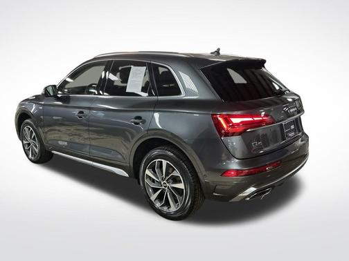 2023 Audi Q5 45 S line Prestige