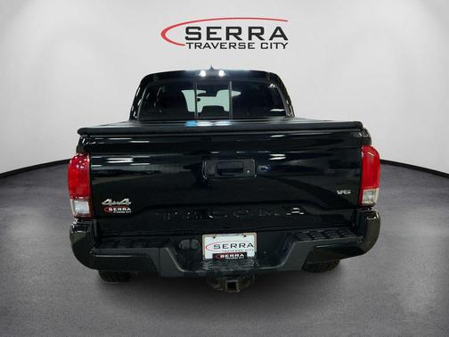 2018 Toyota Tacoma SR