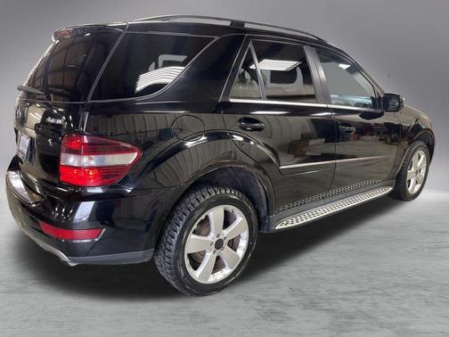 2010 Mercedes-Benz M-Class 4MATIC