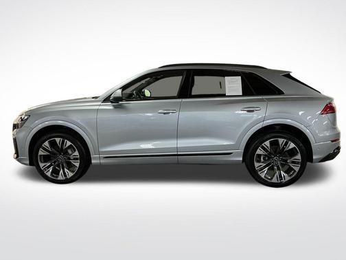 2025 Audi Q8 55 Premium Plus