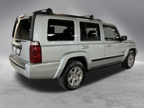 2007 Jeep Commander Sport