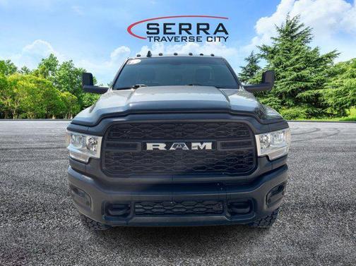 2022 RAM 2500 Tradesman Regular Cab 4x4 8' Box