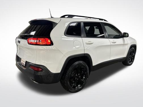 2016 Jeep Cherokee Altitude