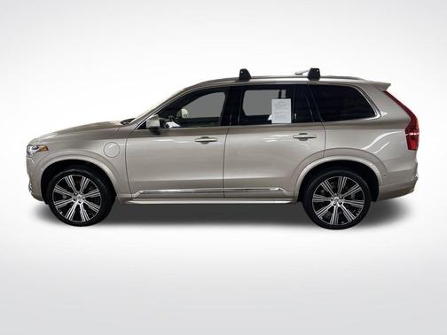 2024 Volvo XC90 Recharge Plug-In Hybrid T8 Ultimate Bright Theme 7-Seater