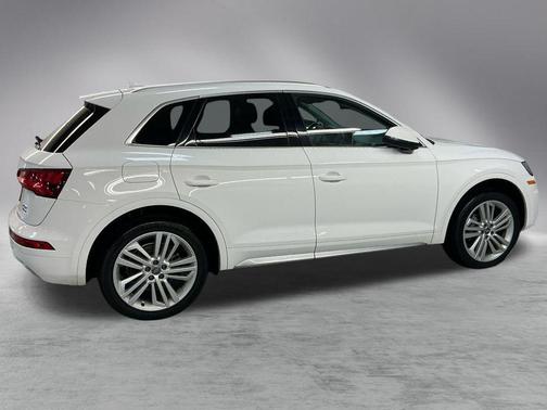 2018 Audi Q5 2.0T Tech Premium