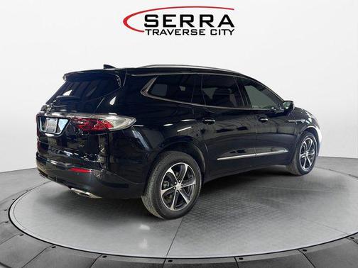 2022 Buick Enclave AWD Essence