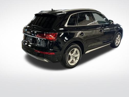 2024 Audi Q5 40 Premium