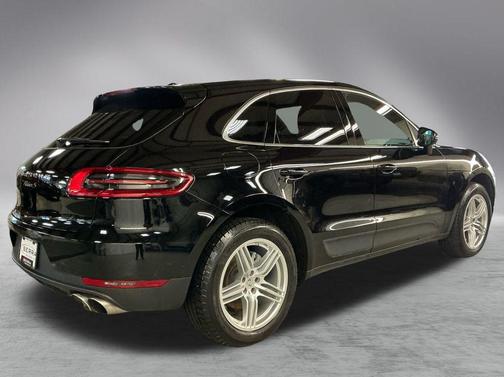 2017 Porsche Macan S