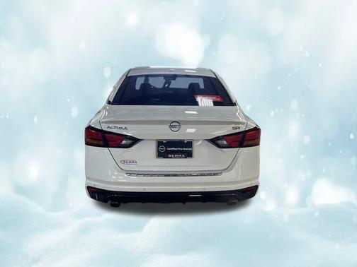 2023 Nissan Altima SR FWD