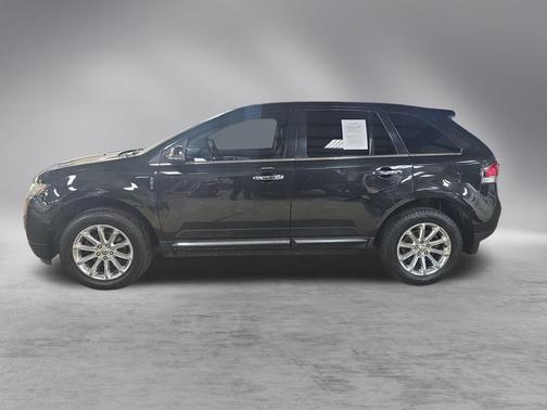 2014 Lincoln MKX Base