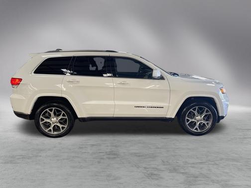 2018 Jeep Grand Cherokee Sterling Edition