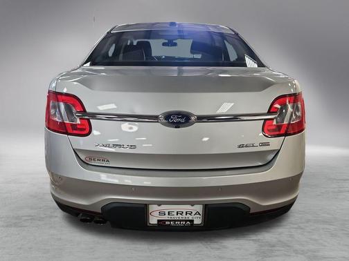 2011 Ford Taurus SEL
