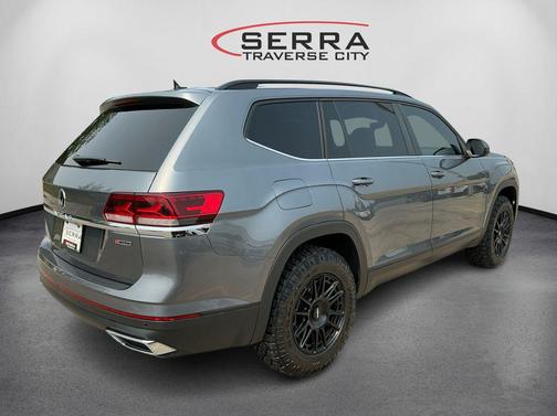 2021 Volkswagen Atlas 3.6L SE w/Technology