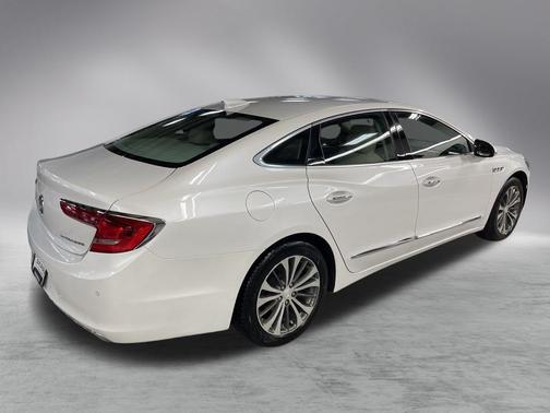 2017 Buick LaCrosse Essence