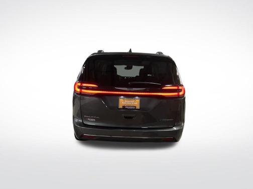 2021 Chrysler Pacifica Hybrid Limited