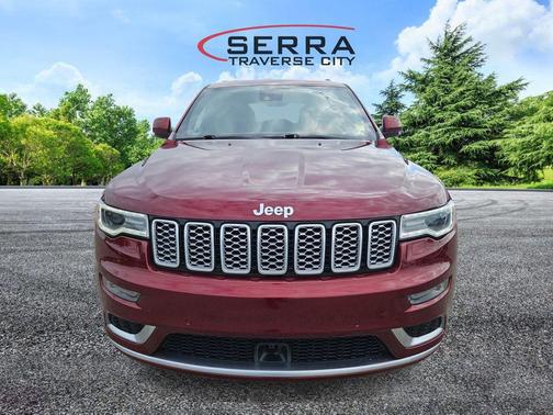 2019 Jeep Grand Cherokee Summit