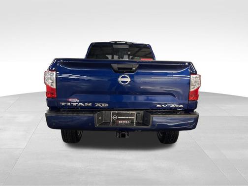 2024 Nissan Titan XD SV