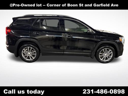 2022 GMC Terrain SLT