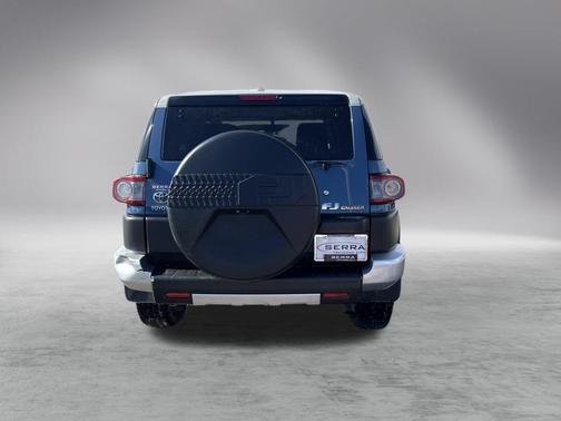 2013 Toyota FJ Cruiser Base