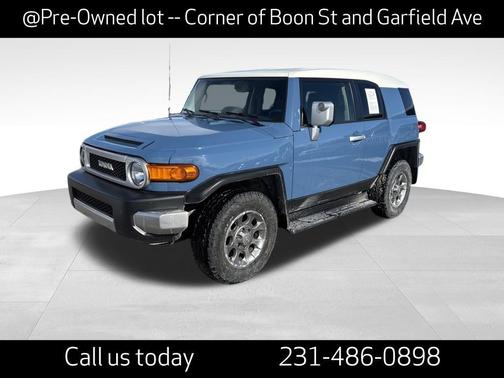 2013 Toyota FJ Cruiser Base