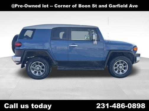 2013 Toyota FJ Cruiser Base