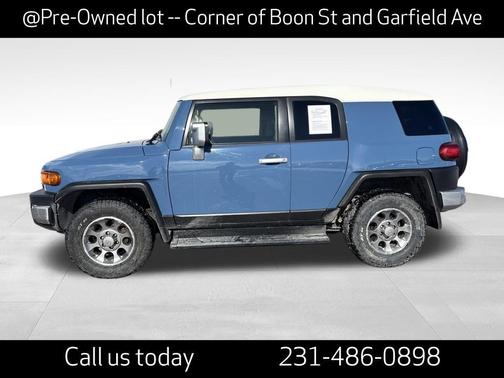 2013 Toyota FJ Cruiser Base