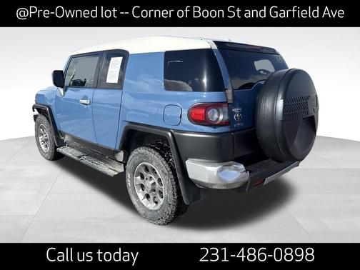 2013 Toyota FJ Cruiser Base