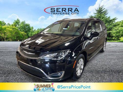 2018 Chrysler Pacifica Touring-L Plus