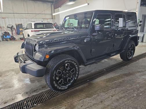 2017 Jeep Wrangler Unlimited Sahara