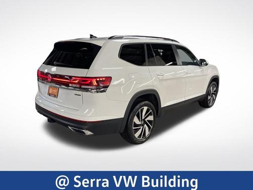 2024 Volkswagen Atlas 2.0T SE w/Technology 4MOTION