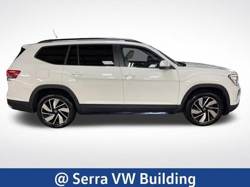 2024 Volkswagen Atlas 2.0T SE w/Technology 4MOTION