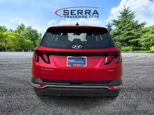 2022 Hyundai TUCSON SE