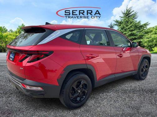 2022 Hyundai TUCSON SE