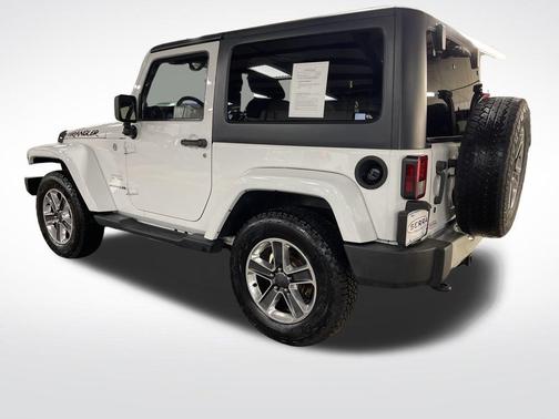 2013 Jeep Wrangler Sahara