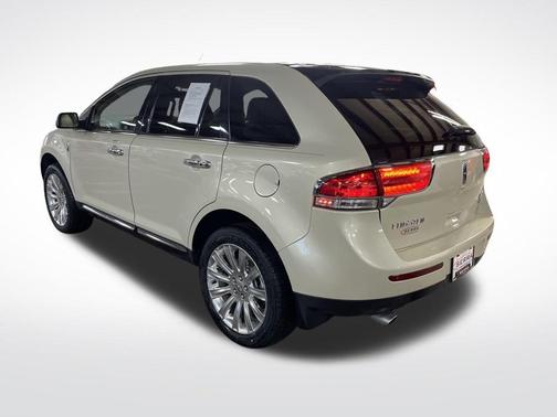 2015 Lincoln MKX Base