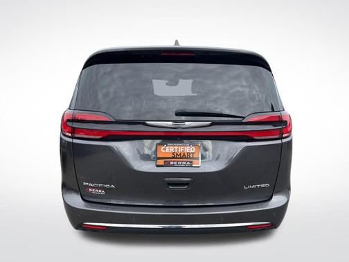 2022 Chrysler Pacifica Limited