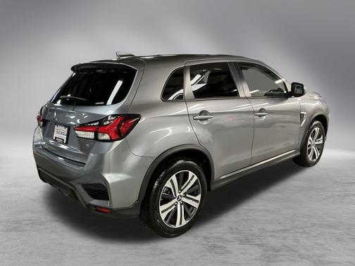 2024 Mitsubishi Outlander Sport SE