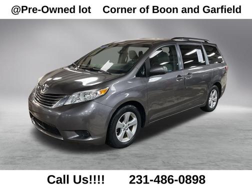 2017 Toyota Sienna LE