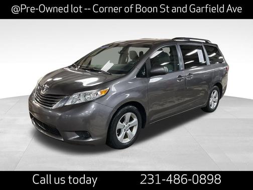 2017 Toyota Sienna LE