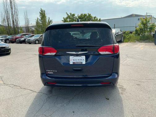 2017 Chrysler Pacifica Touring