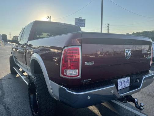 Photo 3 of 19 of 2016 RAM 2500 Laramie