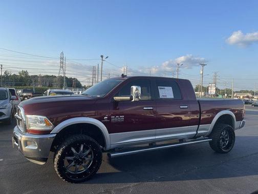 Photo 2 of 19 of 2016 RAM 2500 Laramie